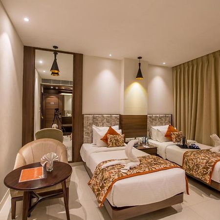 Hotel Sumaditya Джайпур Екстериор снимка