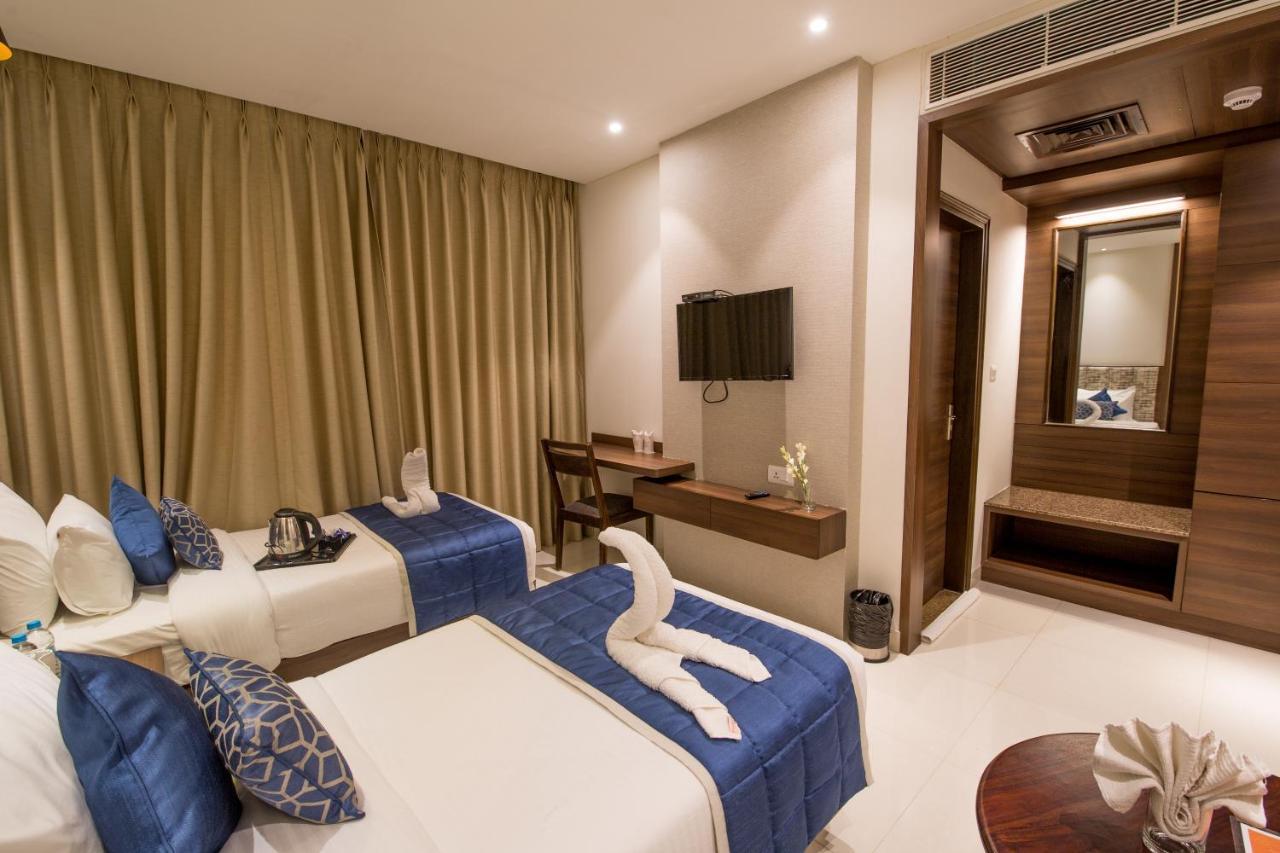 Hotel Sumaditya Джайпур Екстериор снимка