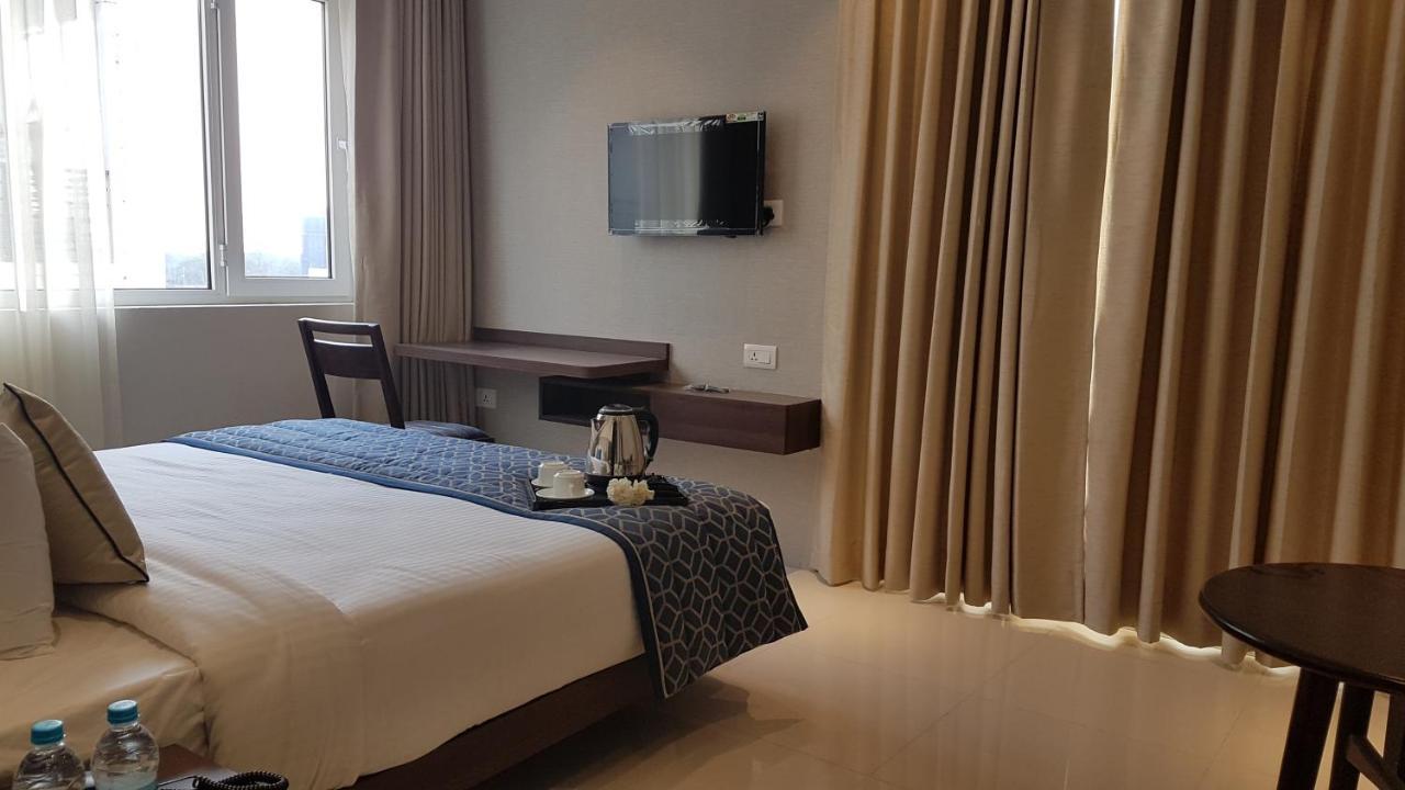Hotel Sumaditya Джайпур Екстериор снимка