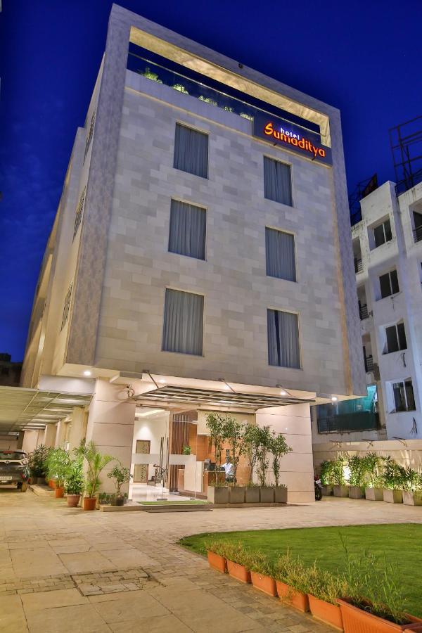 Hotel Sumaditya Джайпур Екстериор снимка